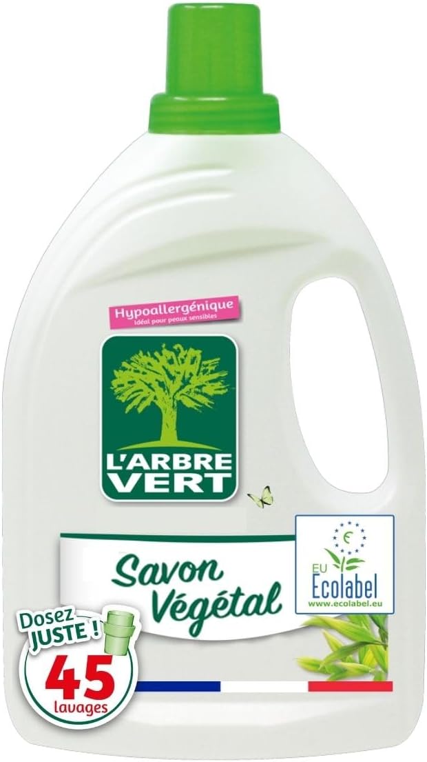 L'Arbre Vert Lessive Savon Végétal - Hypoallergénique - 45 Lavages - 94% d'ingrédients d'origine naturelle - 2.025L